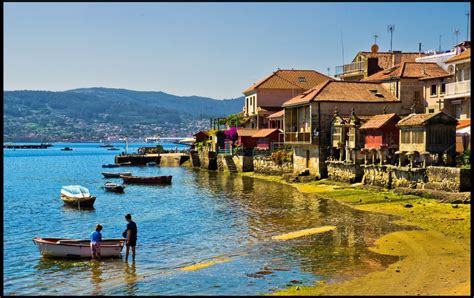 house sitting in galicia.